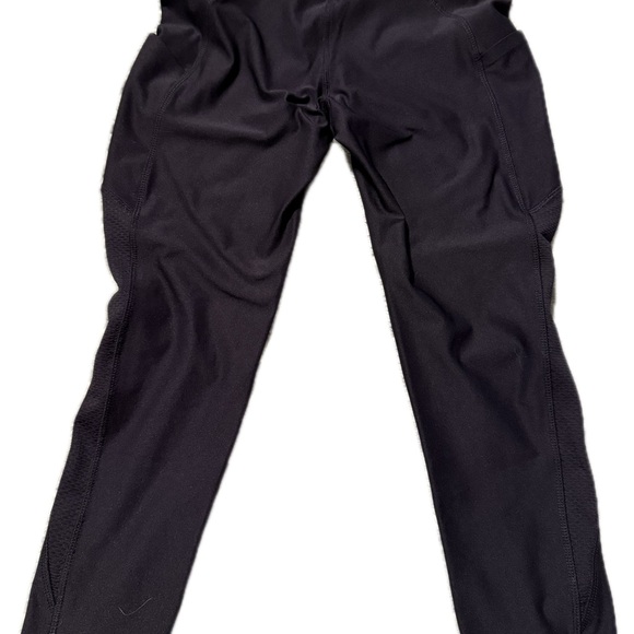 Athleta 🏷️ NWT - Interval Stash Laser Cut 7/8 Tights Size Women’s Med Charcoal - Picture 5 of 6